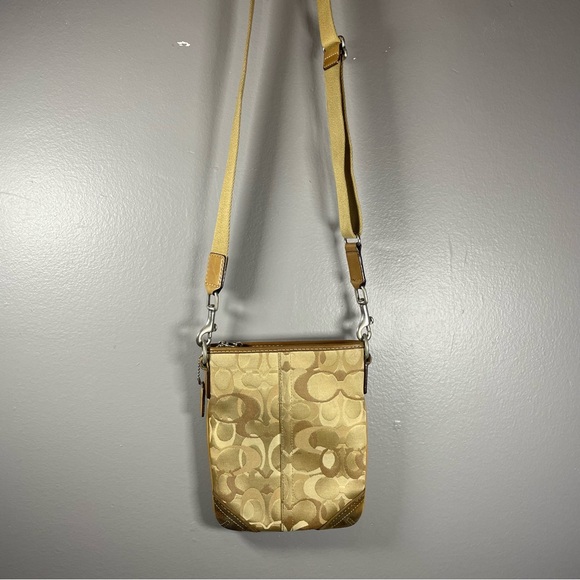 Coach Leah OP Art Signature Slim Crossbody Bag Beige/Khaki 42422 - Picture 2 of 4